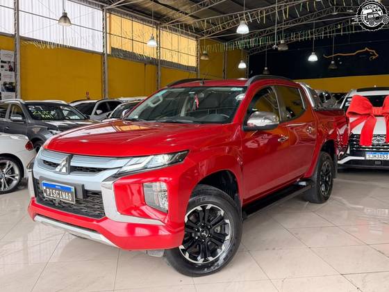 MITSUBISHI L200 TRITON 2.4 16V TURBO DIESEL SPORT HPE CD 4P 4X4 AUTOMÁTICO